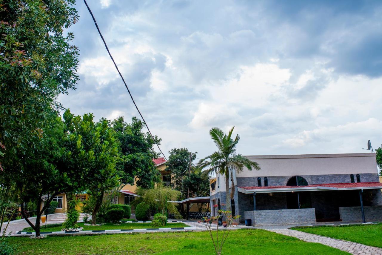 The Garden Place Hotel Ruhengeri Luaran gambar